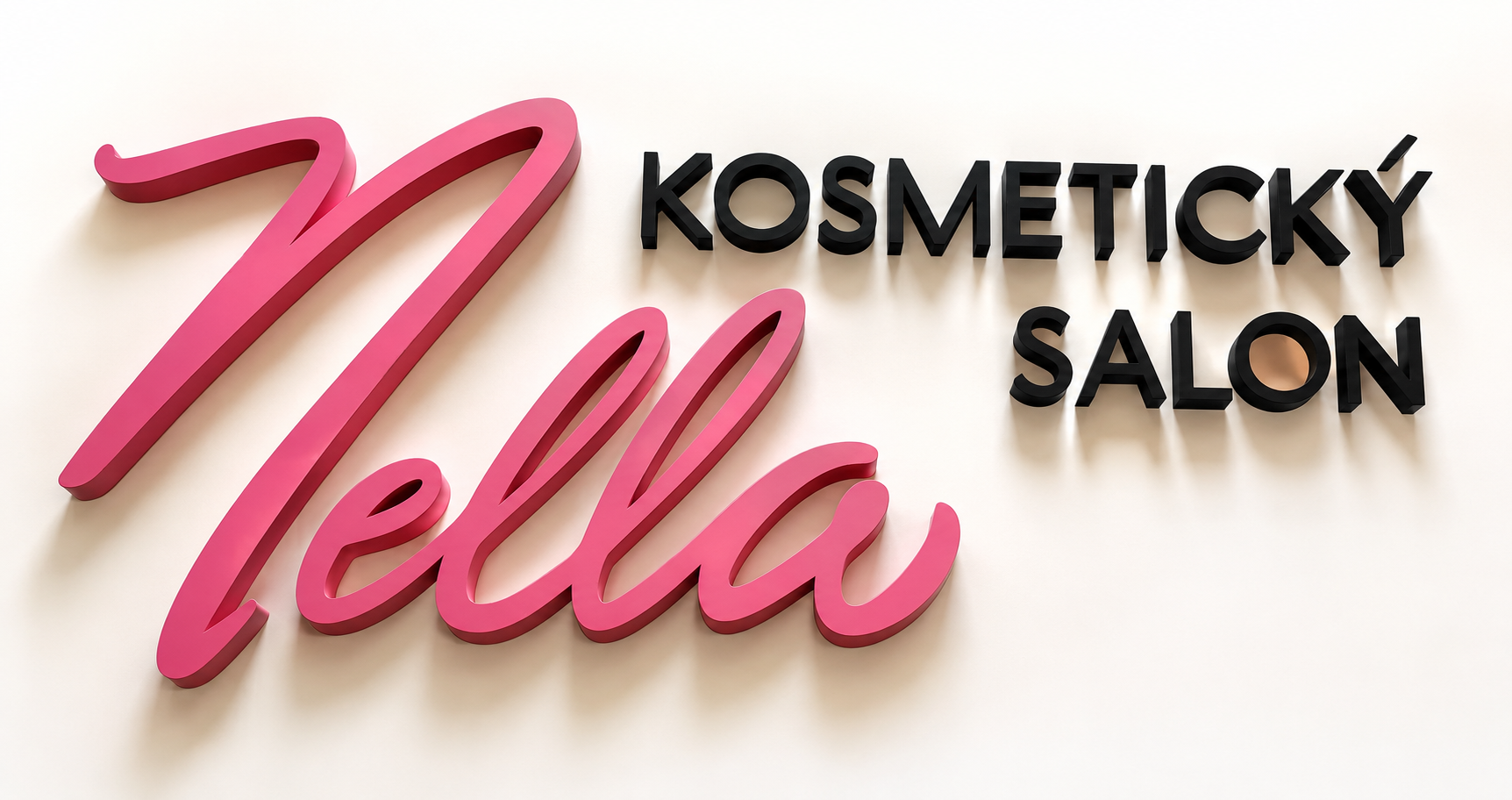 ✨ 3D logo a reklamní nápis pro kosmetický salon Nella ✨  Elegantní 3D logo z XPS materiálu vyrobené na míru pro kosmetický salon. Kombinace moderního černého textu a výrazného růžového nápisu vytváří luxusní a profesionální vzhled vhodný do interiéru i exteriéru provozovny, recepce nebo beauty studia. 💄  ✔️ 3D logo z XPS ✔️ Reklamní nápisy na zeď ✔️ Logo pro provozovny a firmy ✔️ Designové firemní značení ✔️ Výroba loga na míru ✔️ Interiérové i exteriérové reklamní prvky  📐 Možnost výroby v různých rozměrech, tloušťkách, barvách i stylech dle požadavků klienta.  XPS loga jsou lehká, elegantní a ideální pro moderní prezentaci značky. Vyrábíme firemní loga, nápisy do salonů, kanceláří, showroomů i provozoven přesně podle vašeho návrhu. ✨  #3Dlogo #XPSlogo #ReklamniNapisy #KosmetickySalon #LogoNaZed #FiremniLogo #DesignInterieru #VyrobaNaMiru #SalonKrasy #3DNapis